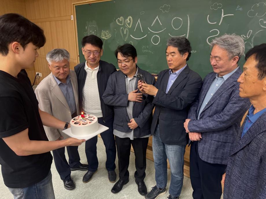 썸네일 사진